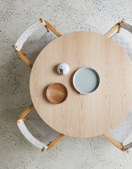 Frisbee Dining Table