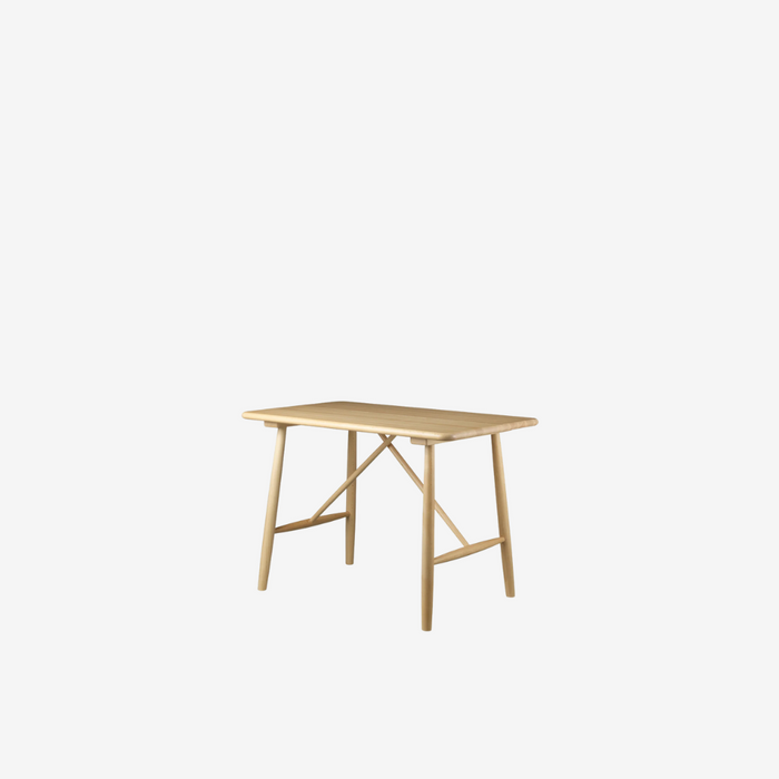 P10 Children's Table