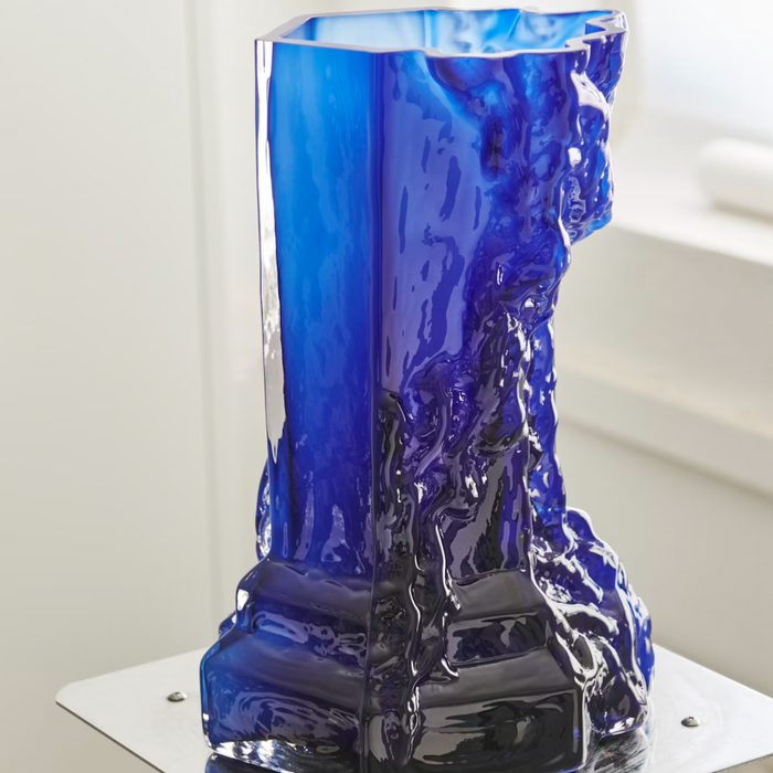Rocky Baroque Deep Blue Vase
