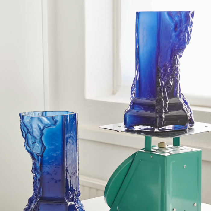 Rocky Baroque Deep Blue Vase