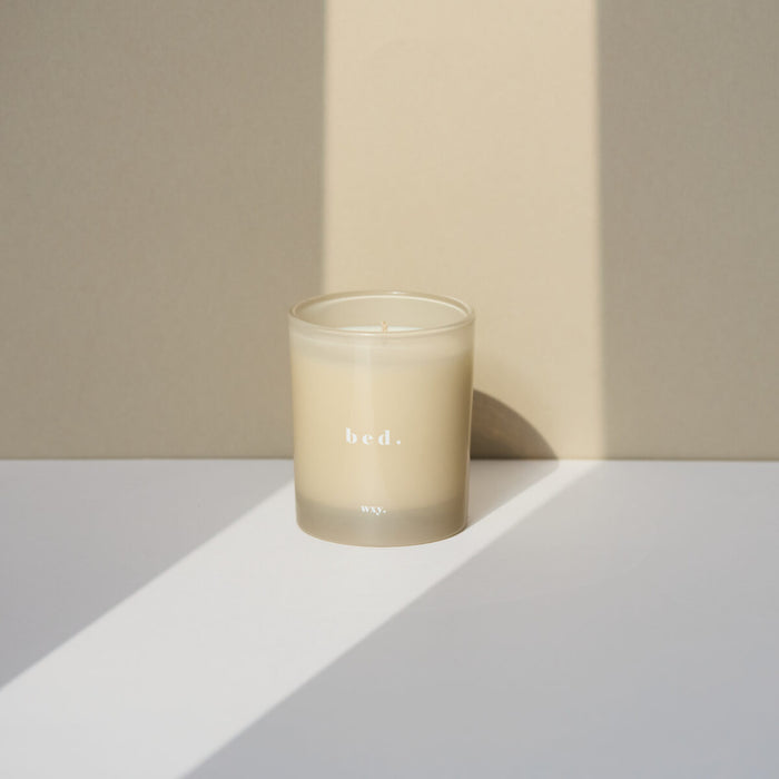 bed. candle