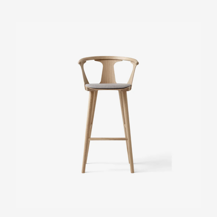In Between SK8/SK10 Stool