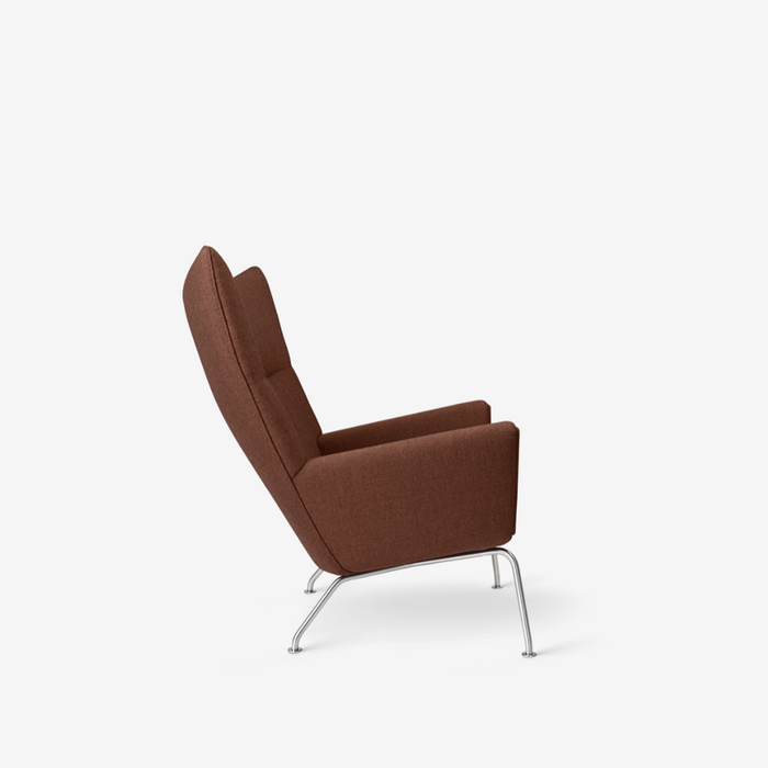 CH445 Wing Chair