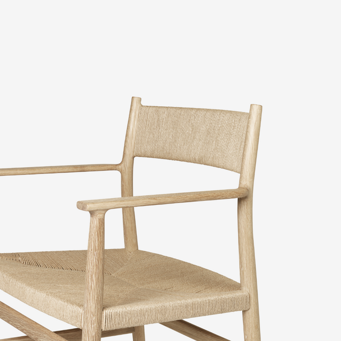 ARV Chair with Armrest