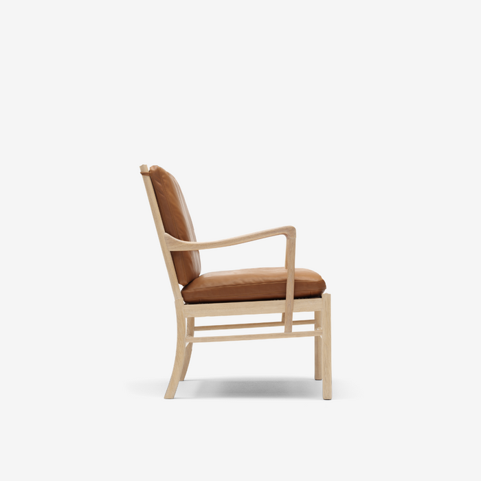 OW149 Colonial Chair
