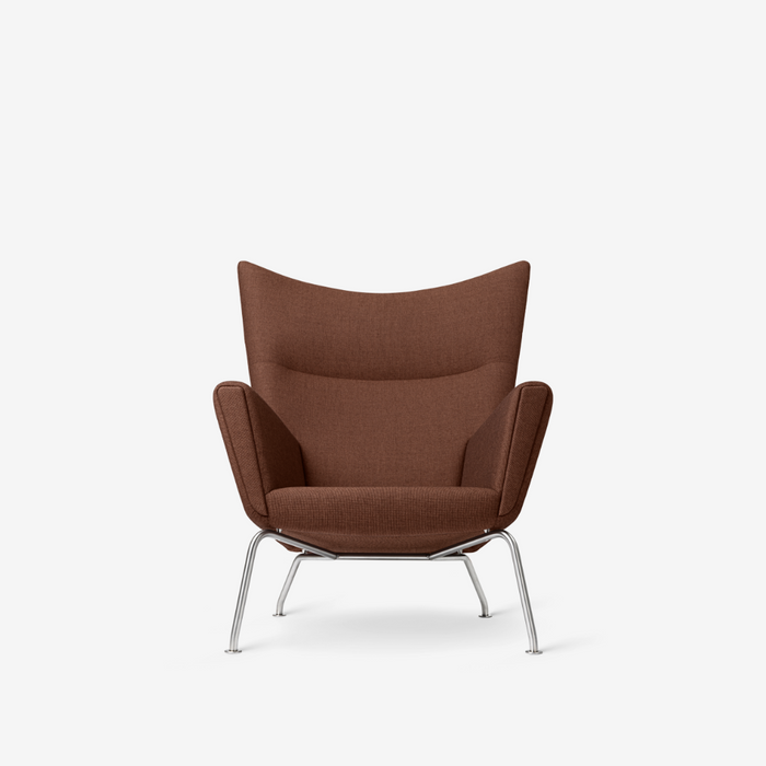 CH445 Wing Chair