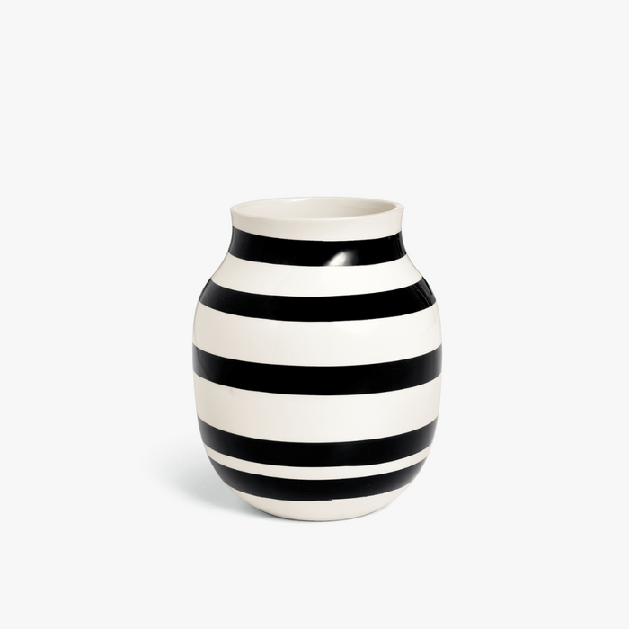 Omaggio Black Vase