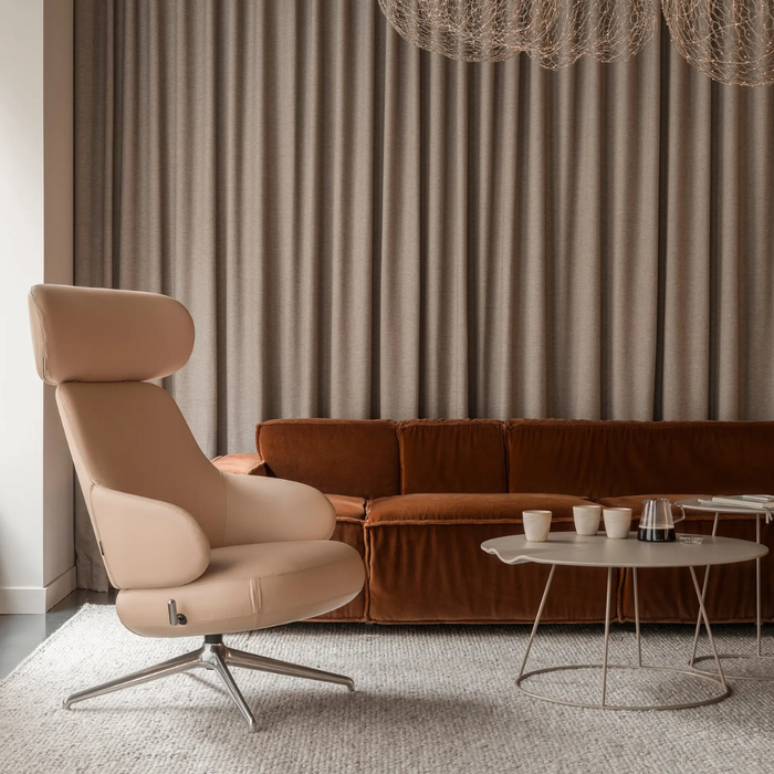 Pillo Easy Chair High Back