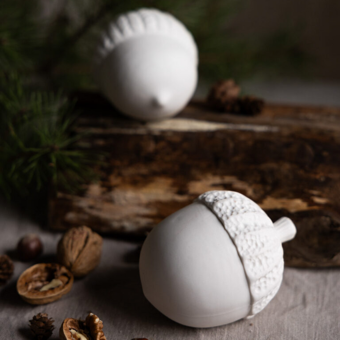 Sjovik Acorn Decoration