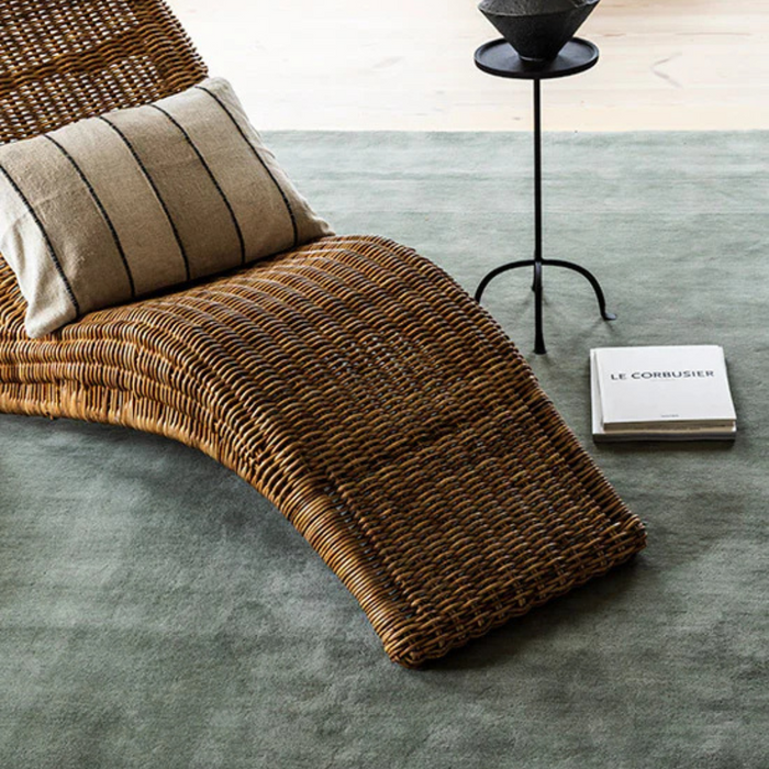 Classic Solid Wool Rug