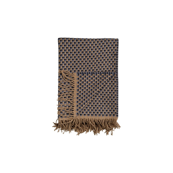 Isak Throw