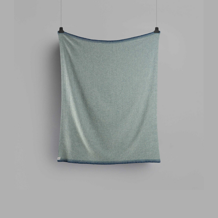 Una Throw