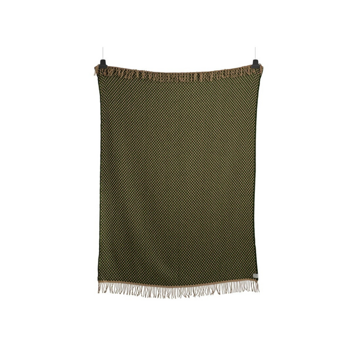 Isak Throw