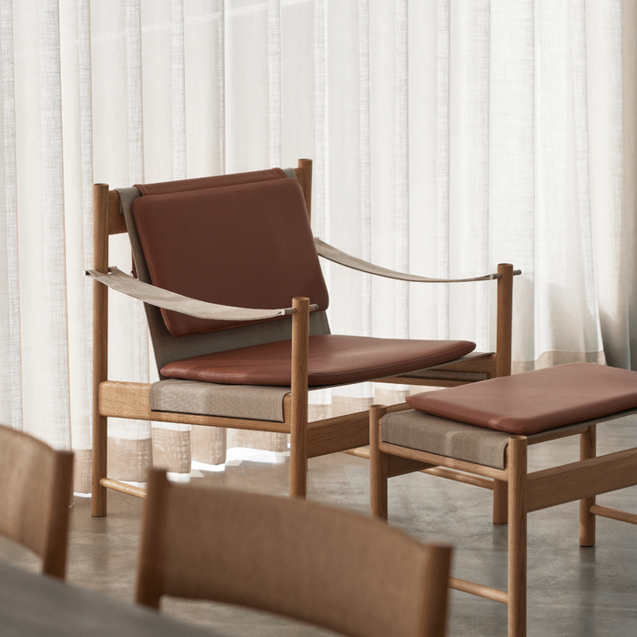 HB Lounge Chair