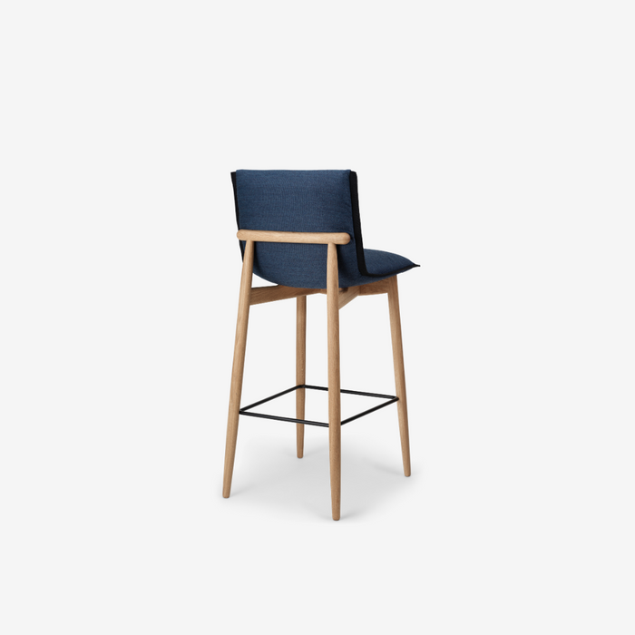 E006/E007 Embrace Stool