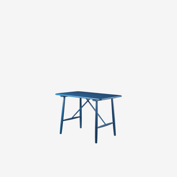 P10 Children's Table