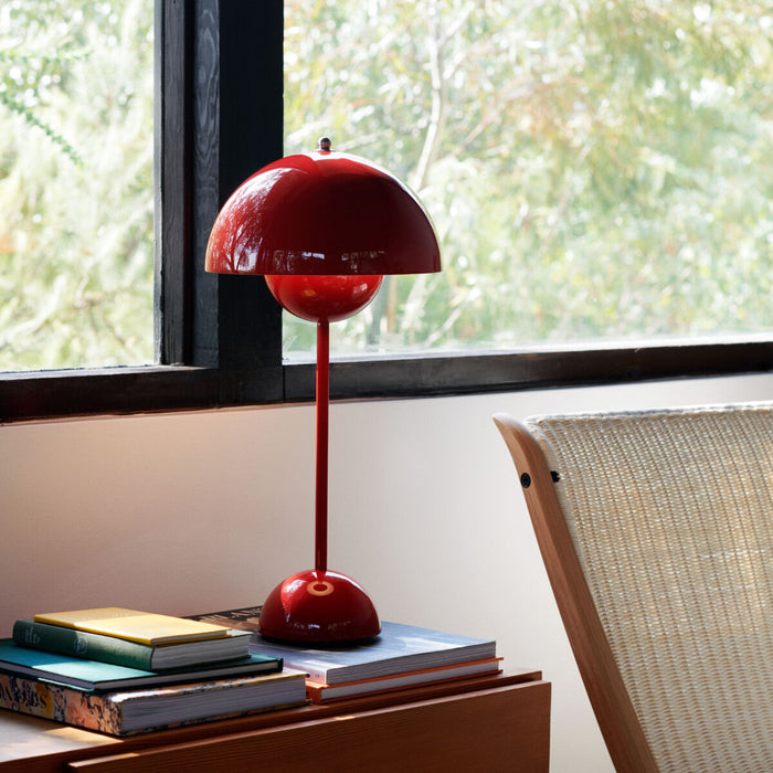 Flowerpot Table Lamp VP3