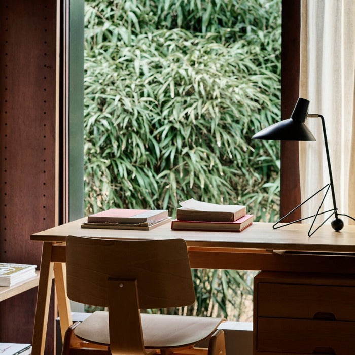 Tripod HM9 Table Lamp