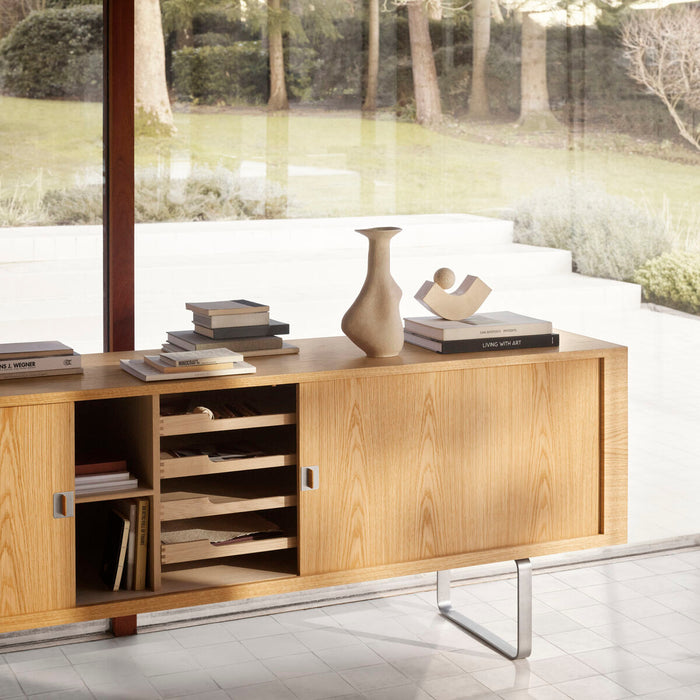 CH825 Credenza