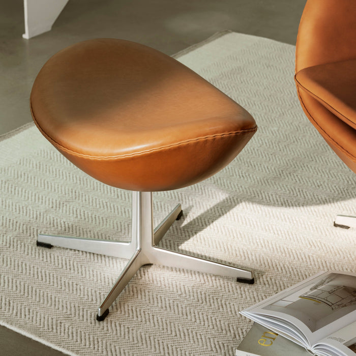 Egg™ Lounge Chair + Free Footstool Campaign