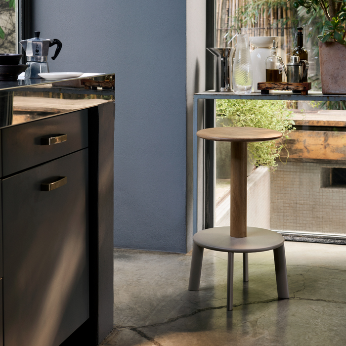 Massif AV39/40 Stool