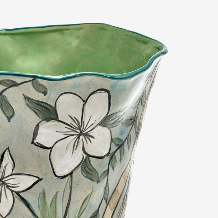 Nadine Dewart Vase 01 Mix