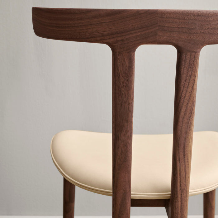 OW58 T-Chair