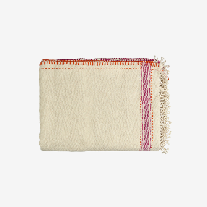 Nomad Throw