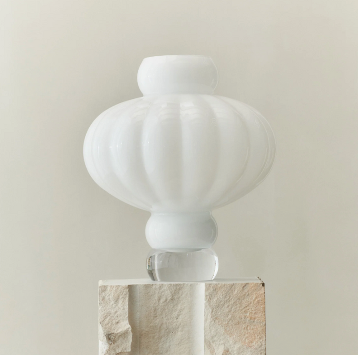 Balloon Vase 03