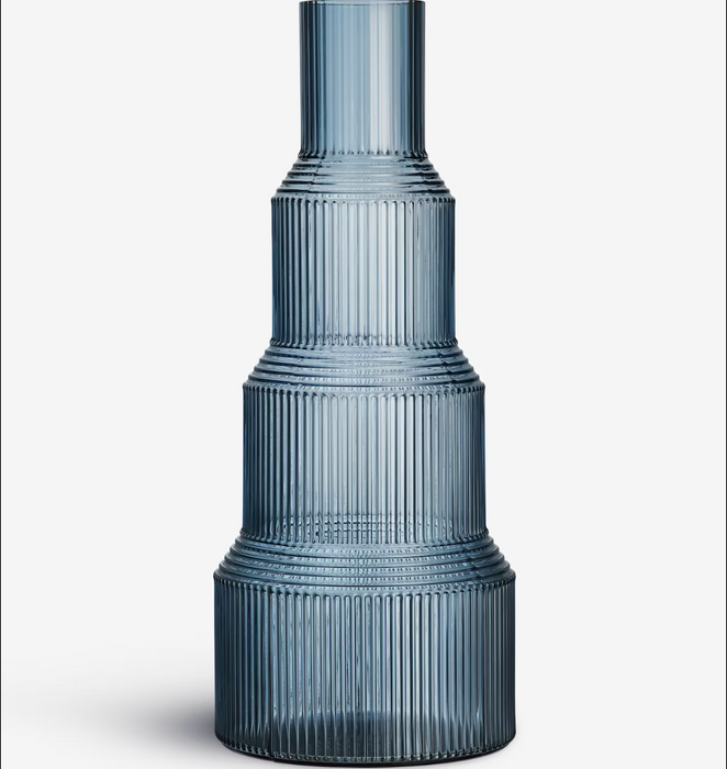 Pavilion Vase 350