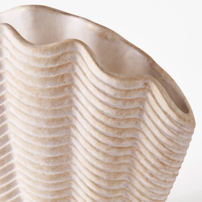 Concha Shell Vase