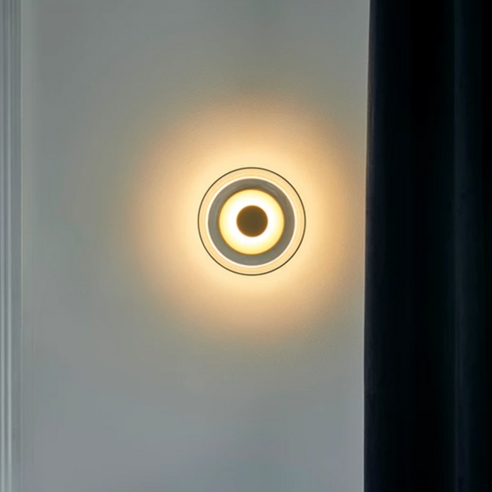 Blossi Wall Lamp