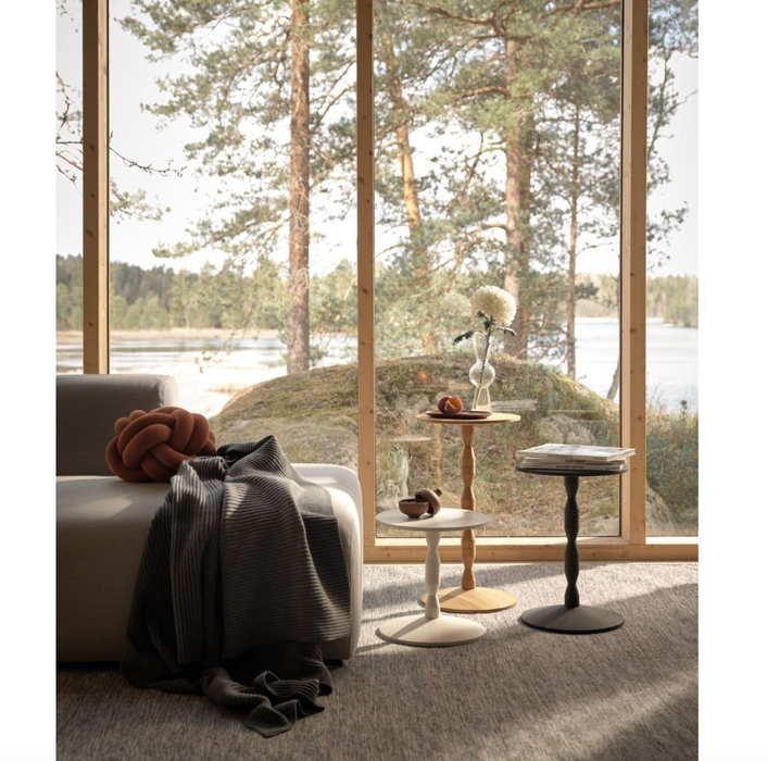 Pedestal Table