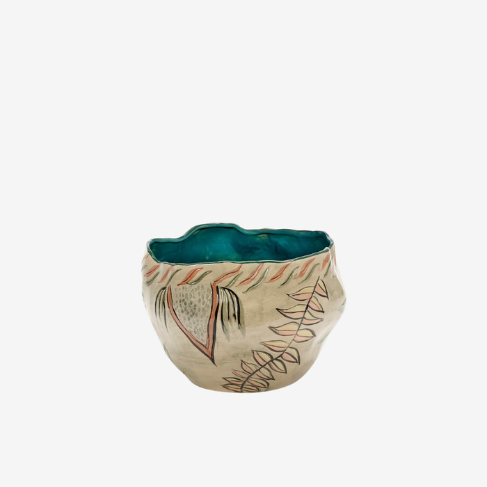 Nadine Dewart Flower Pot
