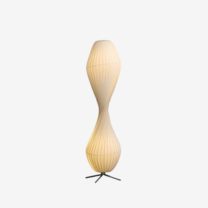TR32 Floor Lamp