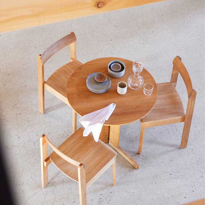 Trefoil Round Table