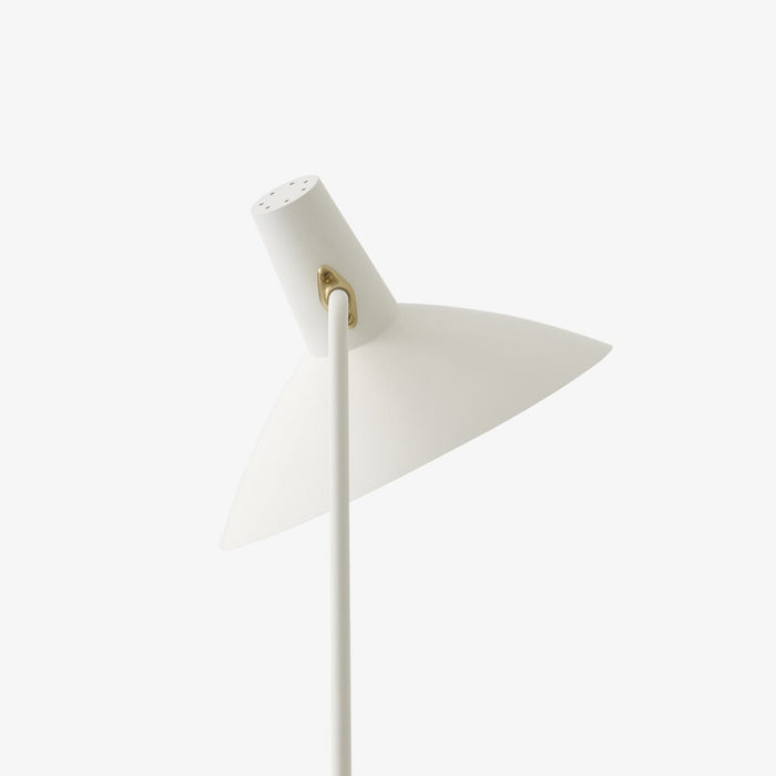 Tripod HM8 Floor Lamp