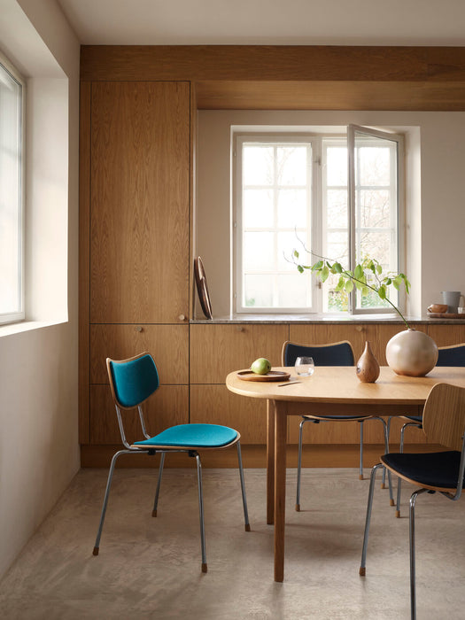 Vega Chair