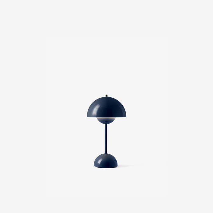 Flowerpot VP9 Portable Lamp