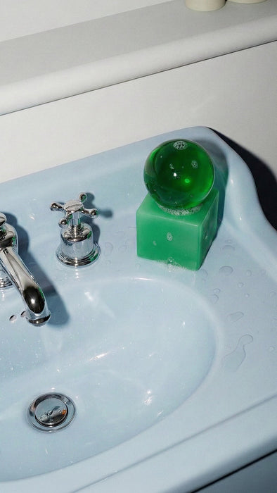 OBA Soap & Holder