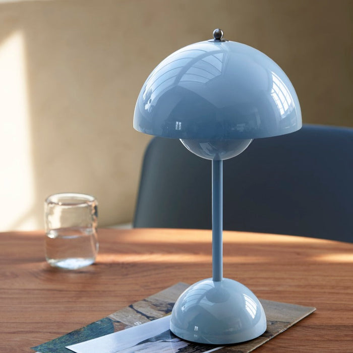 Flowerpot Portable Table Lamp VP9