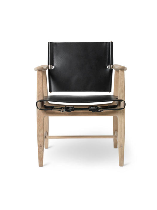 BM1106 Huntsman Chair