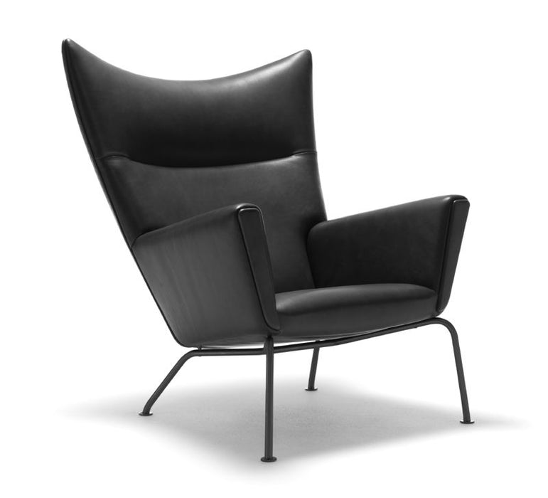 CH445 Wing Chair