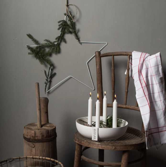 Round Tray with Candle Holder