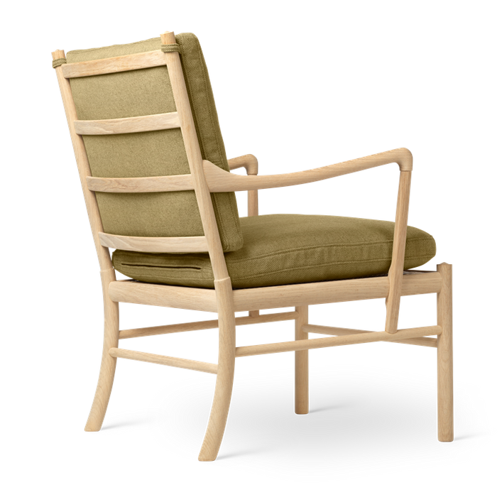 OW149 Colonial Chair