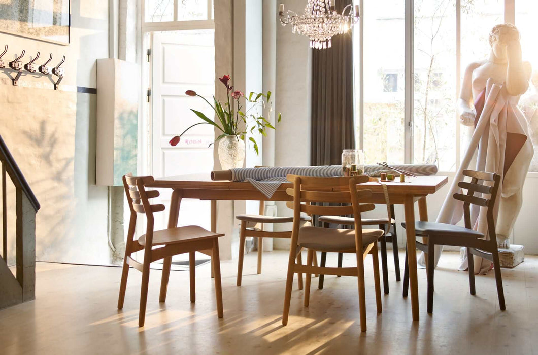 C65 Åstrup Extendable Dining Table