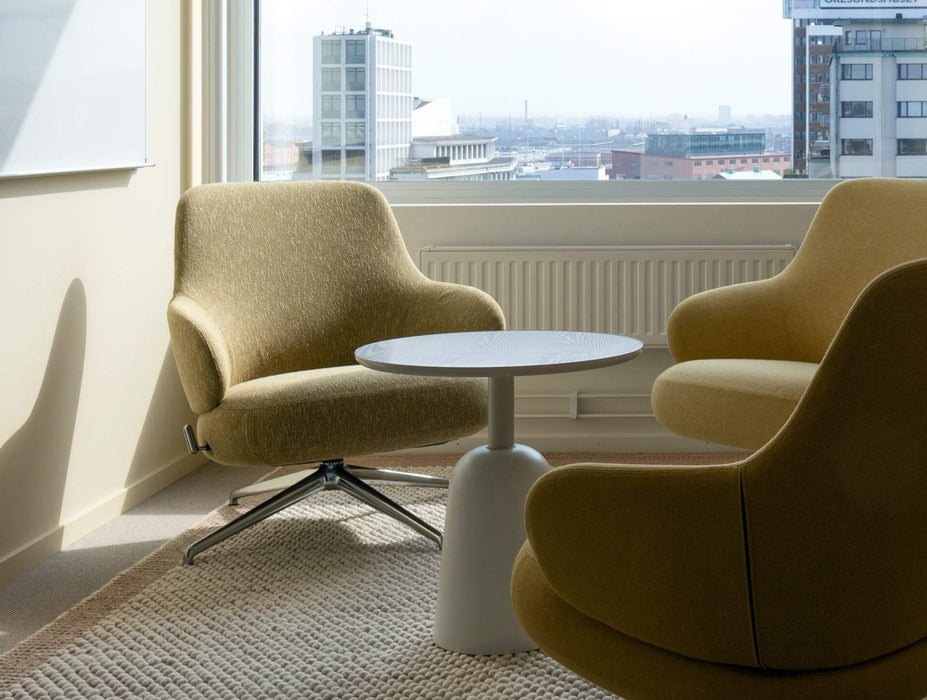 Pillo Easy Chair Low Back